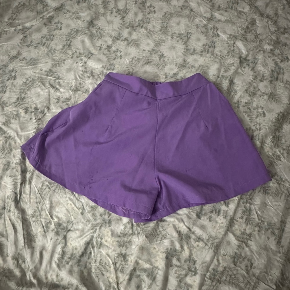 Vibrant Purple Women's Bermuda Shorts